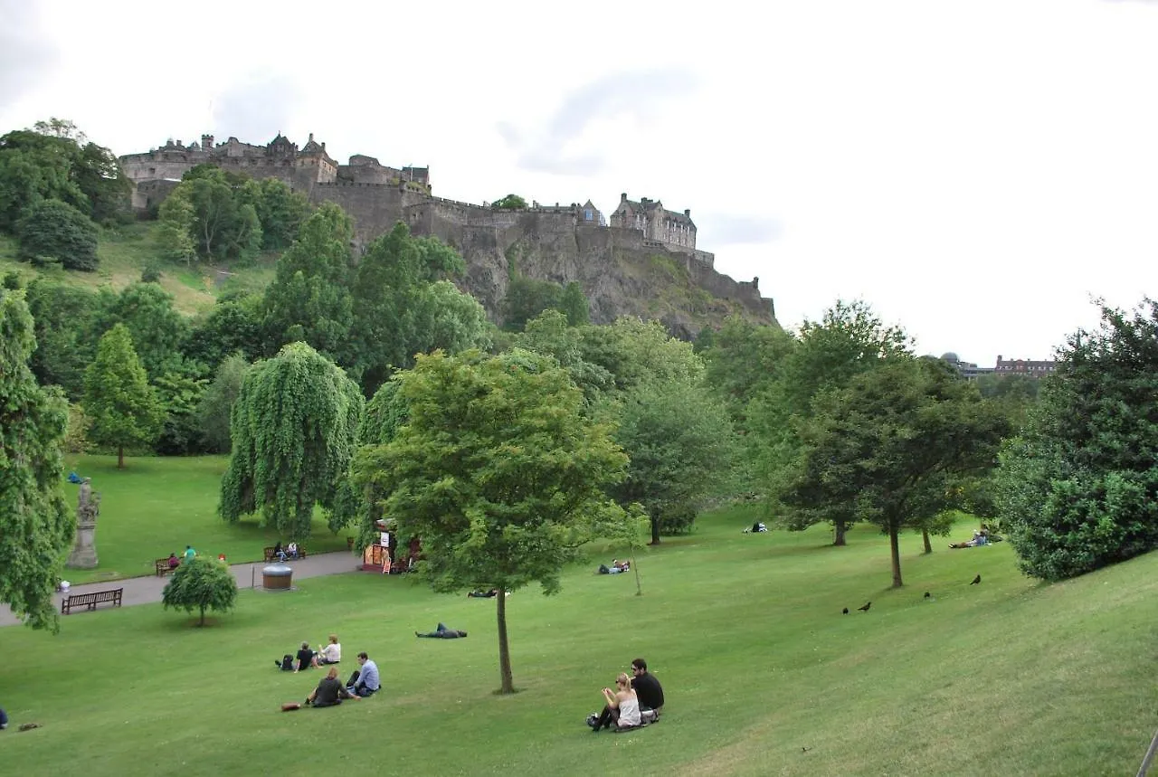 Lochend Park View Apartment Edinburgh United Kingdom