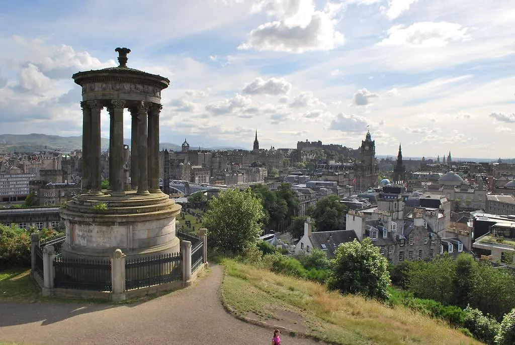 Lochend Park View Apartment Edinburgh