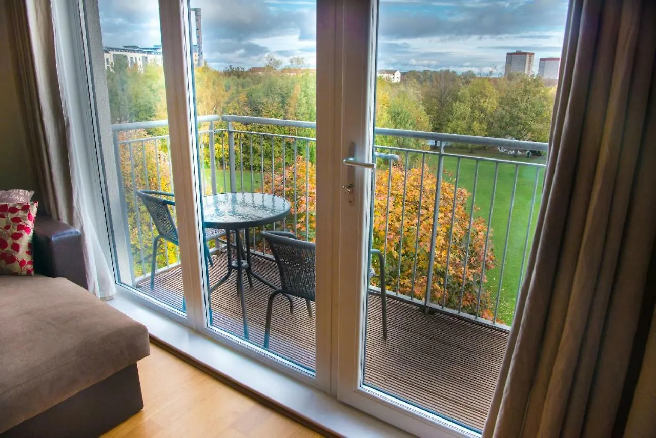 Lochend Park View Apartment Edinburgh 0*,